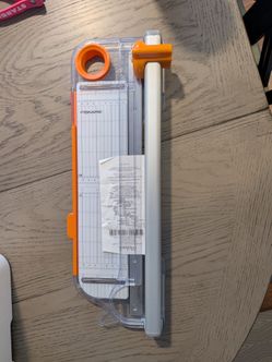 Fiskars Paper Trimmer Rotary Cutter