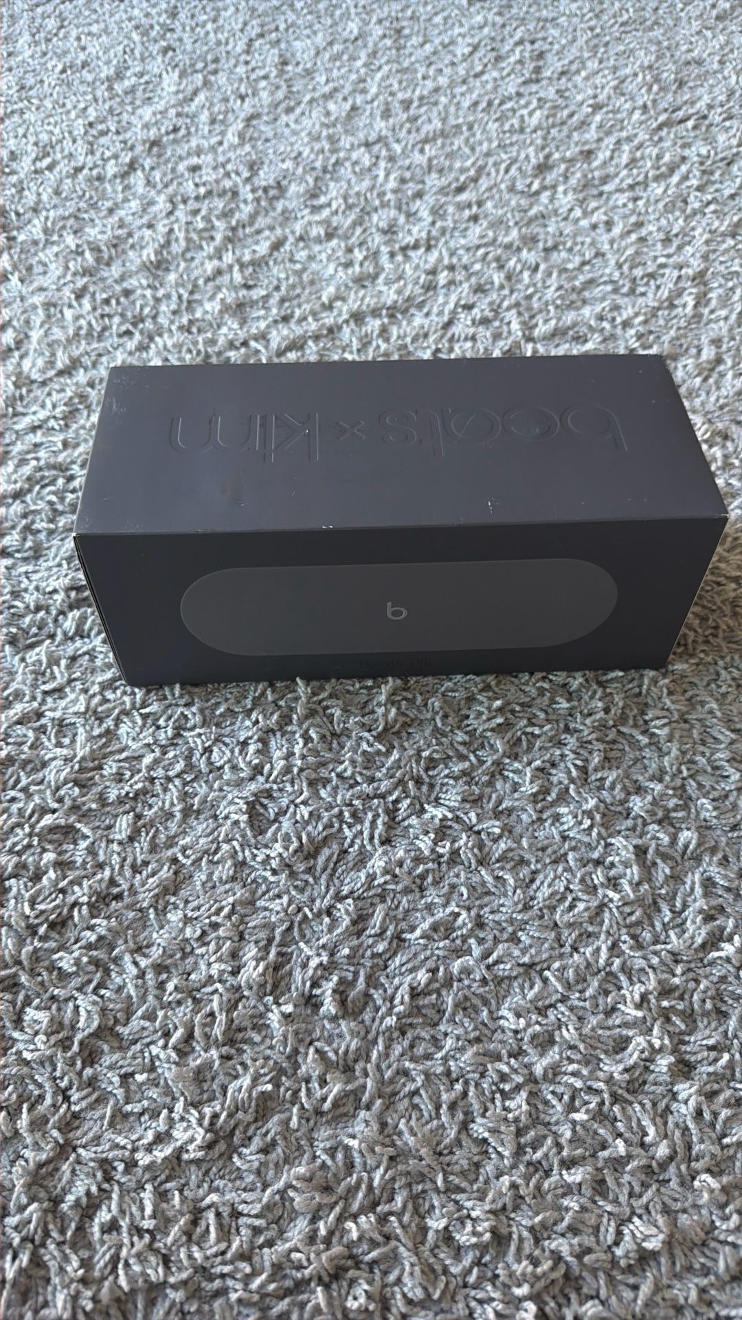 Beats Pill x Kim Kardashian - Wireless Bluetooth Speaker