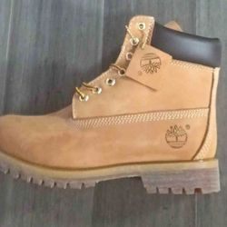 Wheat & Black Nubuck Timberlands