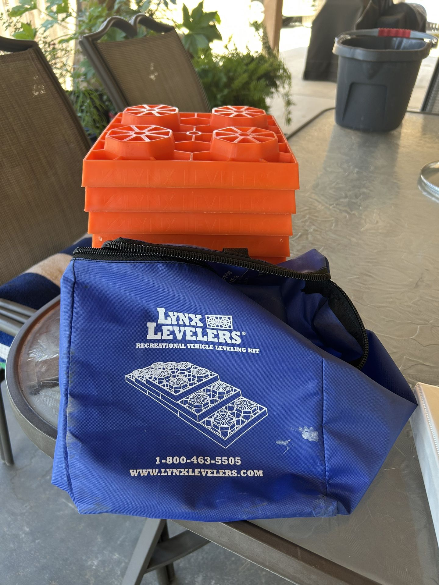 Levelers By Lynx 9 Blocks & Carrying Bag