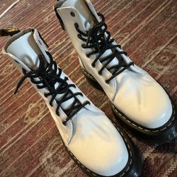 Doc Marten Platform Boot  