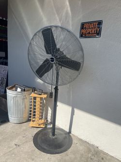 INDUSTRIAL FAN