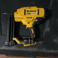 DEWALT 20V MAX XR 18GA Brad Nailer – Cordless (Tool Only)