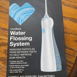 Water Flossing 