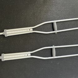 Crutches 
