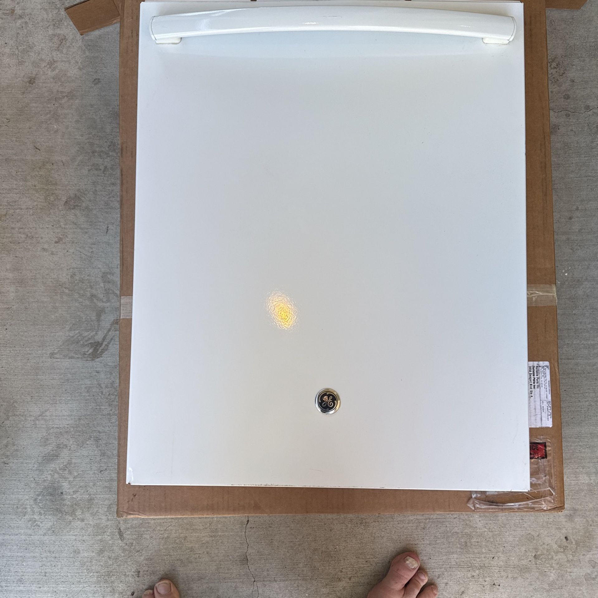 GE Dishwasher White Replacement Door & Handle