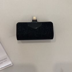 Power Bank Lightning Port