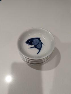 4" saucer dishes, Asian fish pattern (7 total)

