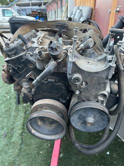 Parting out 5.7 gmc Chevy