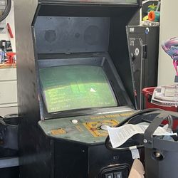 Golden Tee 2K Arcade 