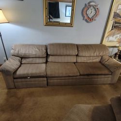 Estate Sale. Large 4 Piece Light Brown Sectional With Twin Pull Out Sleeper Bed