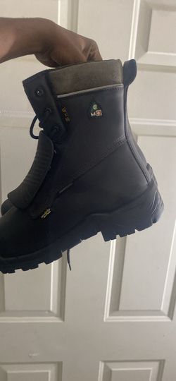 steel toe boots(willing to negotiate price)