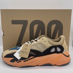 Yeezy 700 Enflame Ember Size 13.5