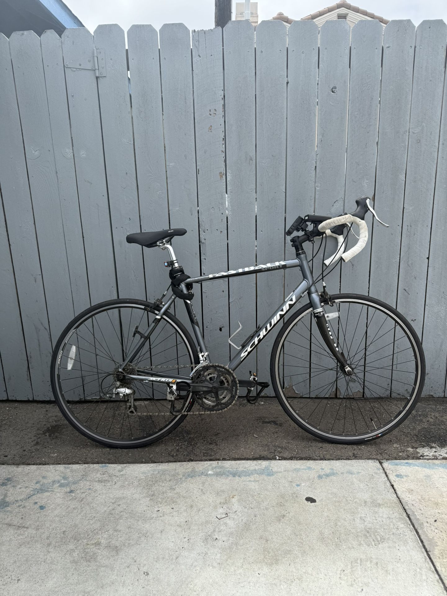 Schwinn Fastback Road Bike, Medium Aluminum Frame 7000c