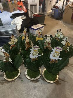 Mickey Mouse Safari Centerpieces