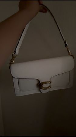 ✨ Authentic Coach purse for sale ✨ Brand new (never used) — I purchased it for full price but decided to sell.  Selling for $170 💸 Super cute and per