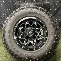 Like New Off Road Fuel 17x9 6x139.7 and 6x135 Chevy 17 Inch Wheels