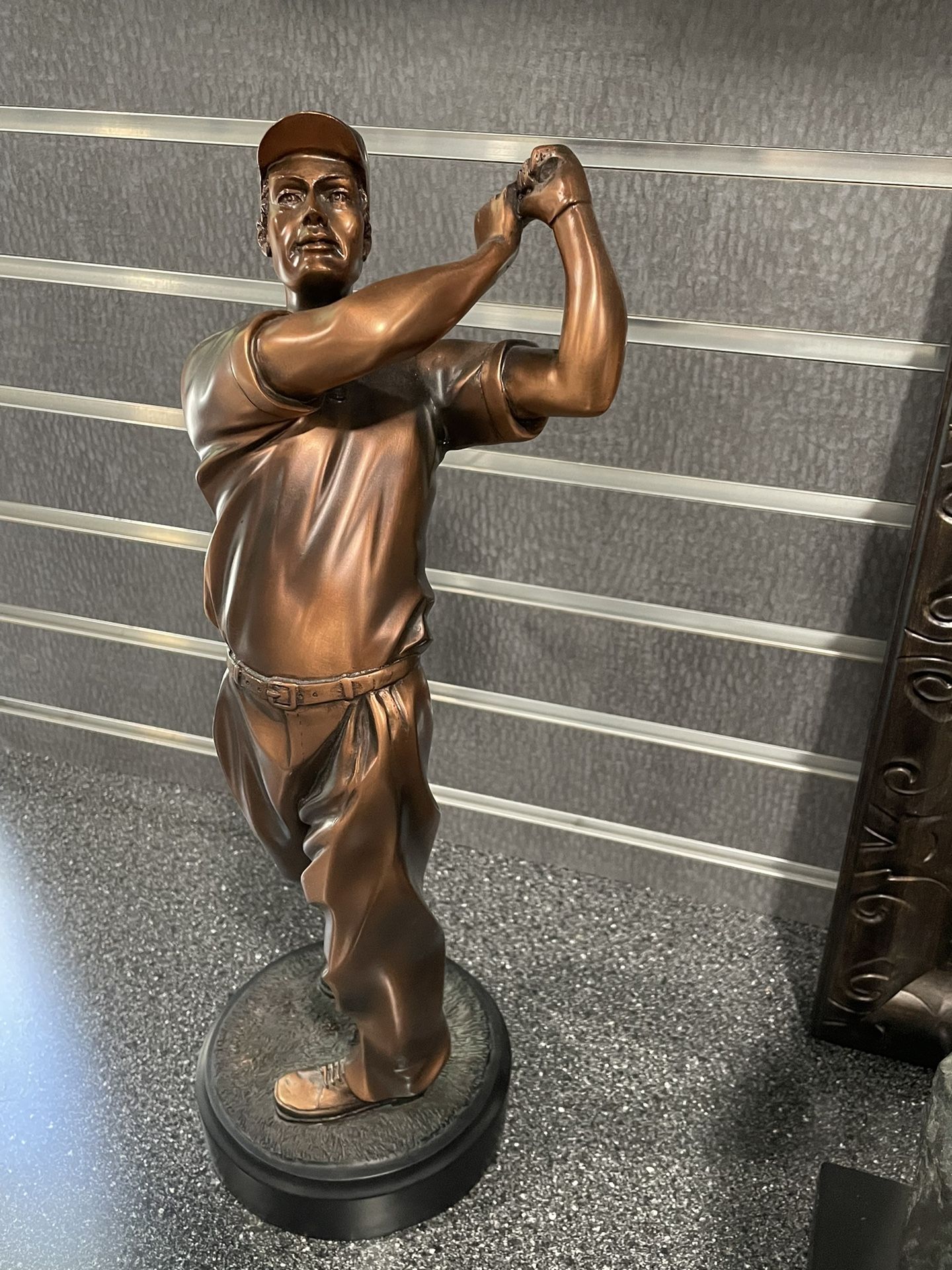 Male Golfer Bronze Swing Statue