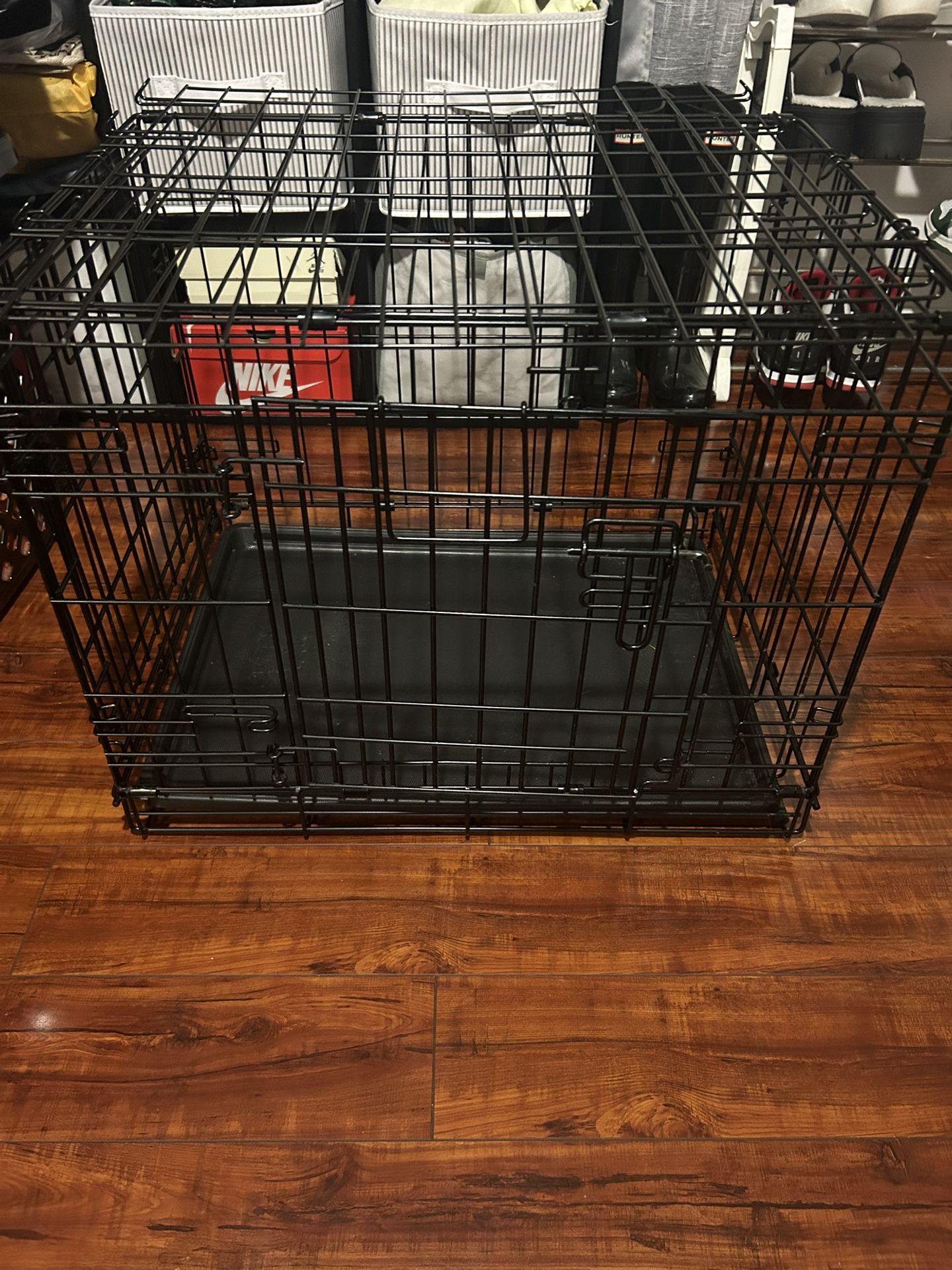 Small Crate / Kennel