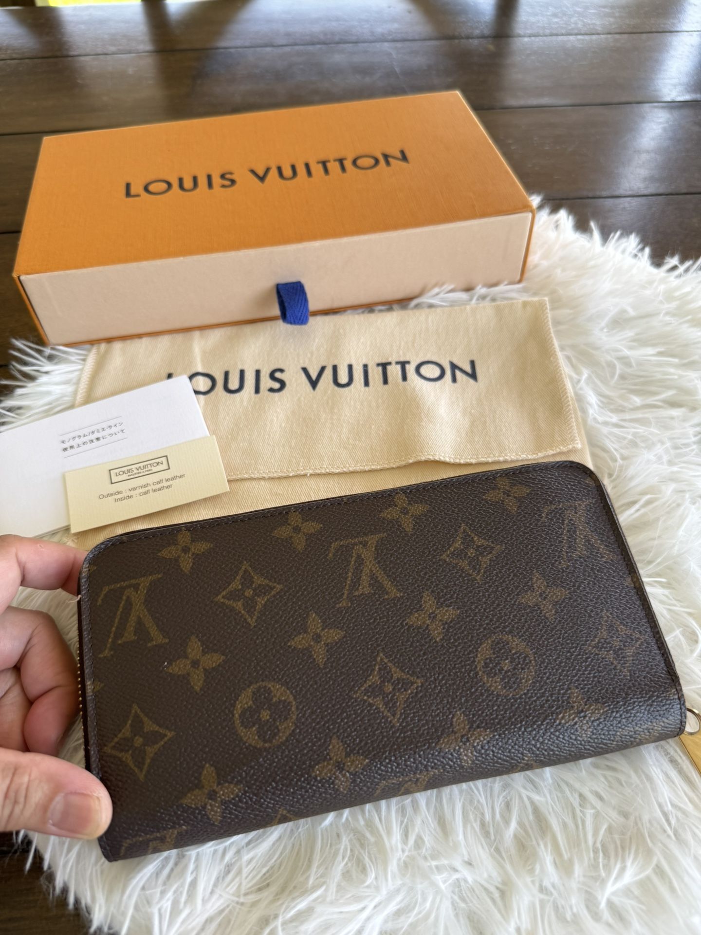 LV Zippy Wallet