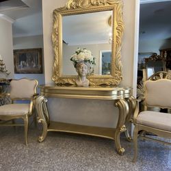 Very  Beautiful Gorgeous Console with Mirror