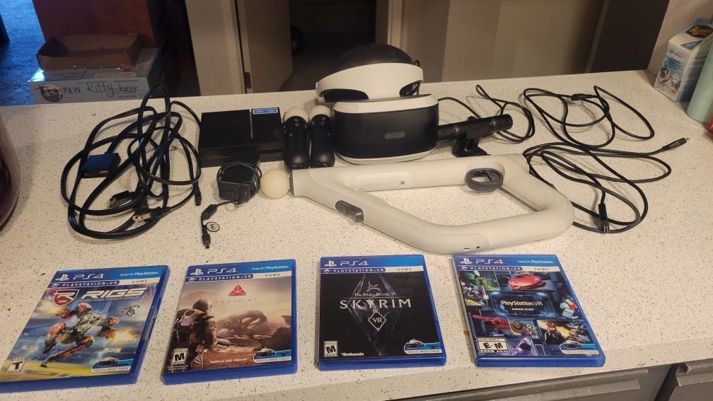 PSVR + Vr Gun + Games + Camera Etc