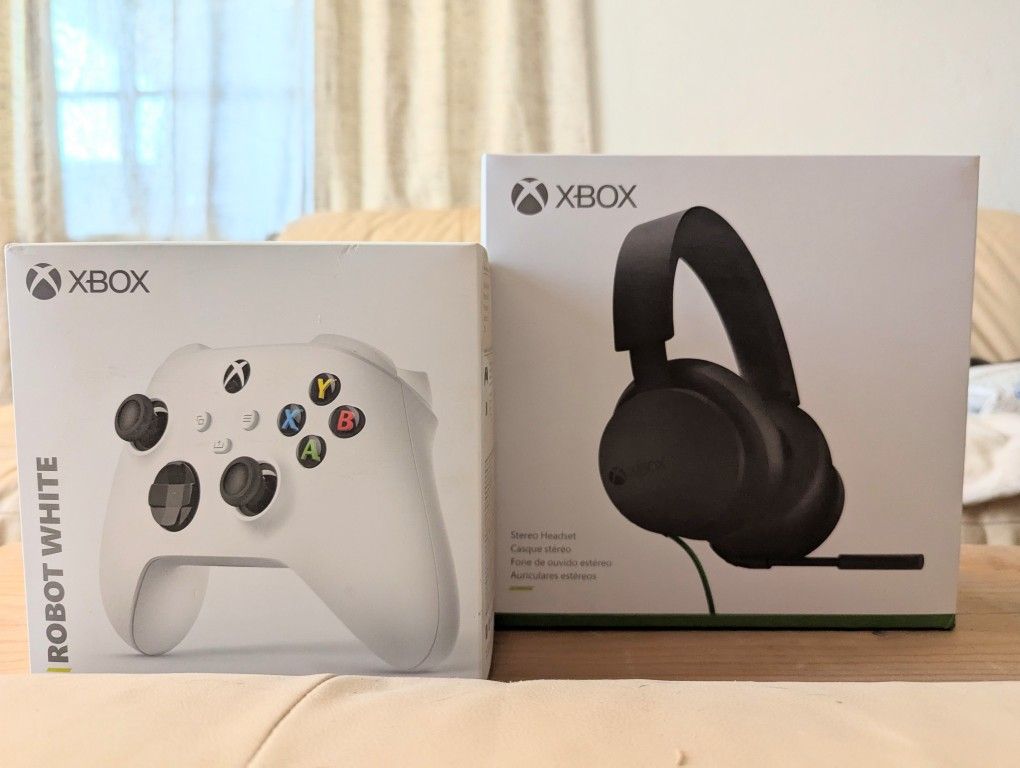 Do Not Ask If Available. Xbox Wireless Remote And Wired Headset
