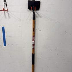 7 inch sidewalk scraper / ice breaker