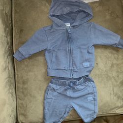 Carter’s Baby Sweater And Sweatpants 0-3 Months 