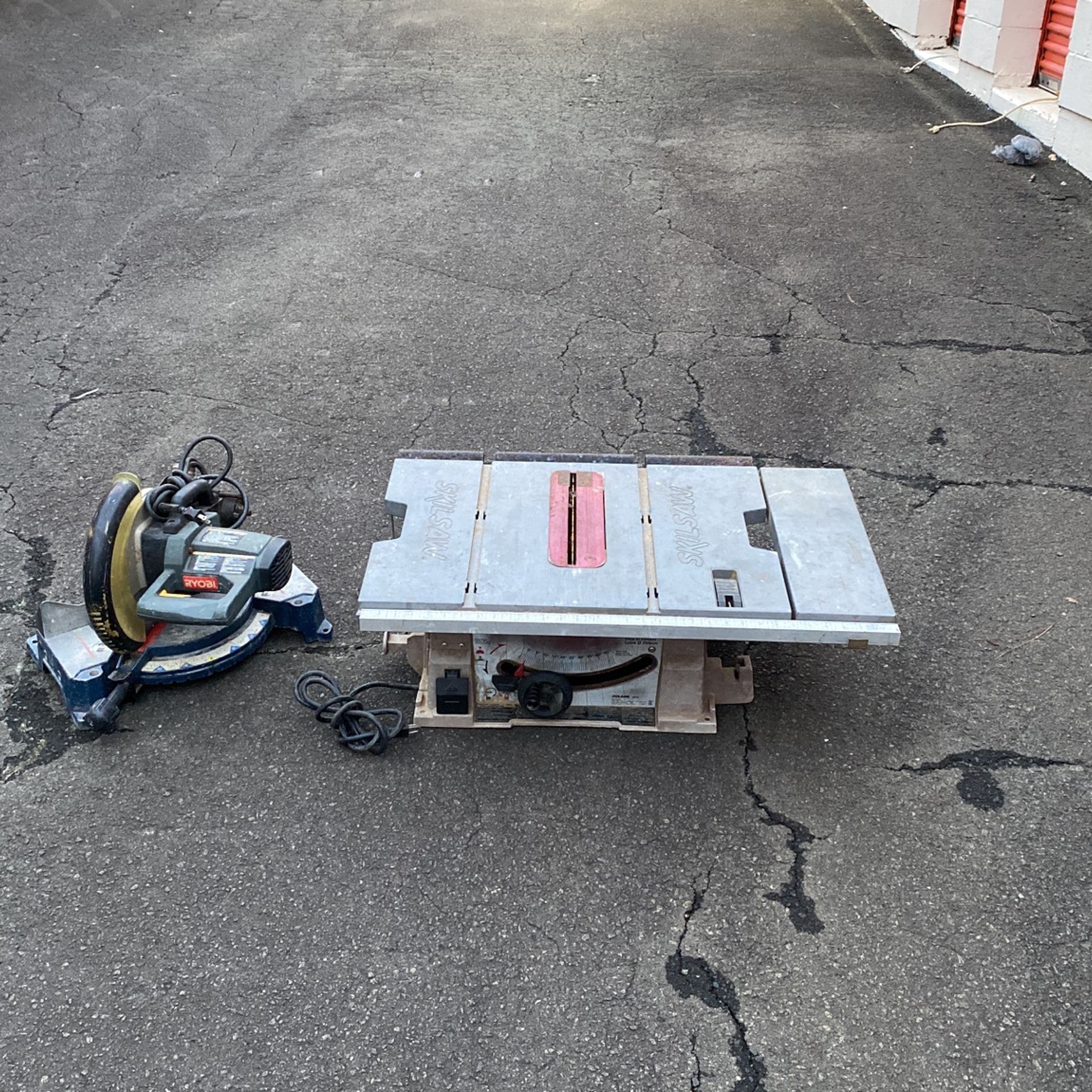 Mitter Saw & Table Saw