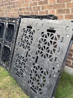Industrial Plastic Pallets