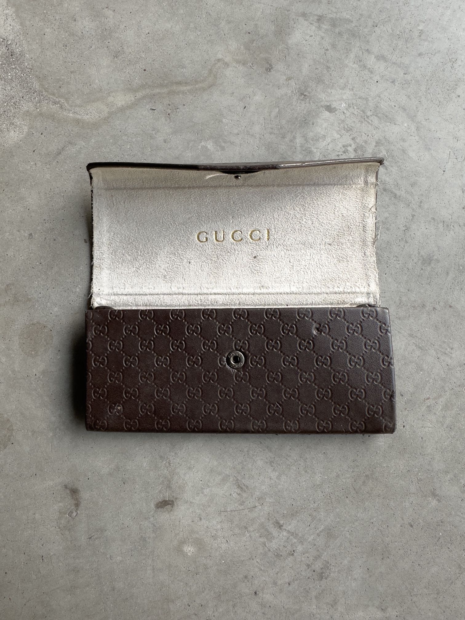 Gucci Collapsible Glasses Box Brown Leather Case GG Logo Trifold Triangular