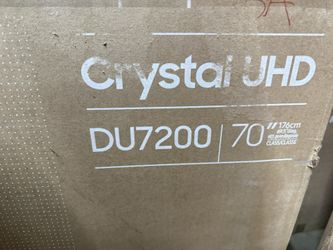 Samsung 70-Inch Class Crystal UHD 4K DU7200 Series HDR Smart TV w/Object Tracking Sound Lite, PurColor, Motion Xcelerator, Mega Contrast, Q-Symphony (