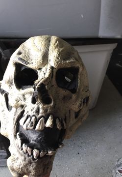 Halloween Mask plus gloves