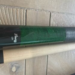 Green Viking Pool Cue Weight 18oz And Case