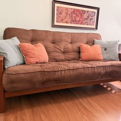 Futon / Full Size Comfortable Bed 