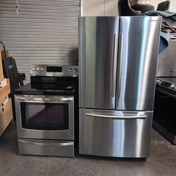 Refrigerator Samsung French door- stove Electric and microwave in stainless steel Combo Delevery