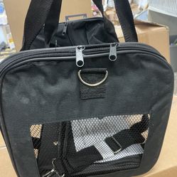 SOFT SIDED PET CARRIER WITH WHEELS 