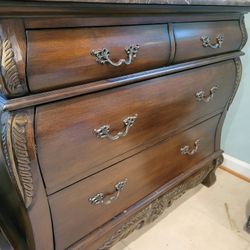 Buffet Or Chest