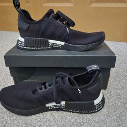 Adidas Originals NMD R1 Japan BD7754 Triple Black White Men's US 8 Boost Shoes