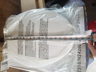 New Toilet Seat (Elongated)