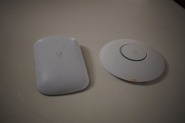 Ubiquiti Unifi U6 Lite & 6 Extender