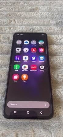 Samsung Galaxy Z Flip3 5G 128GB – Unlocked