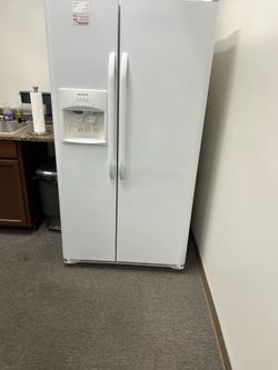 Frigidaire  refrigerator