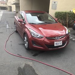 Hyundai Elantra 