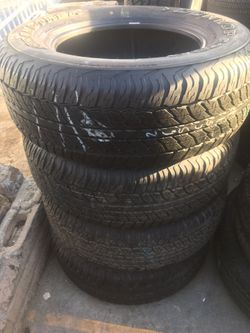 This set is new Dunlop 265/65/17