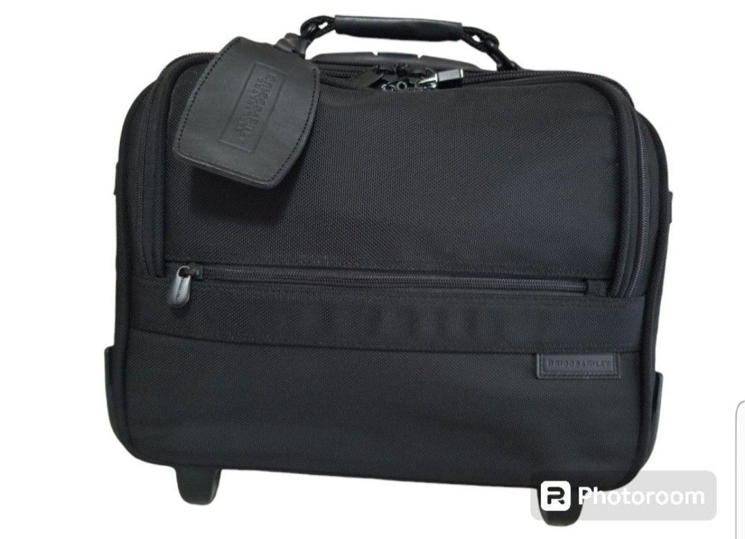 Briggs & Riley Baseline 2 Wheel Rolling Cabin Duffel Bag Suitcase
** Price Is Firm**