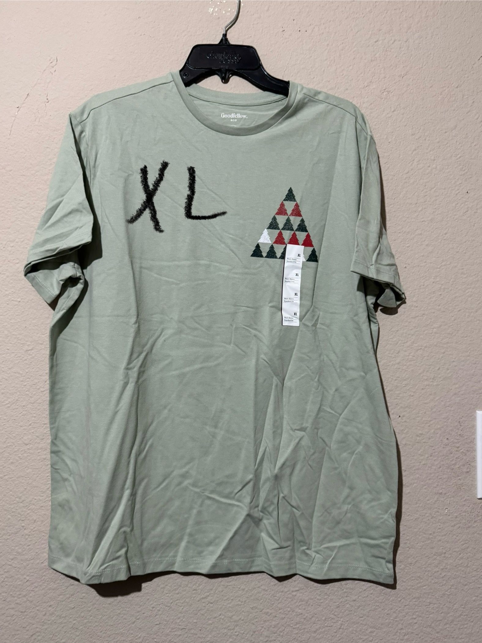 New Men’s Short Sleeve Shirt