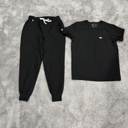Men’s Small FIGS Black Scrub Set