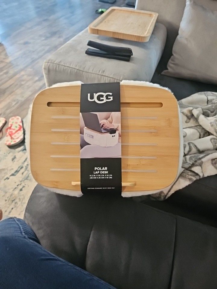Authentic UGG Polar SOFT Fur Snow Comfort Lap Desk White New